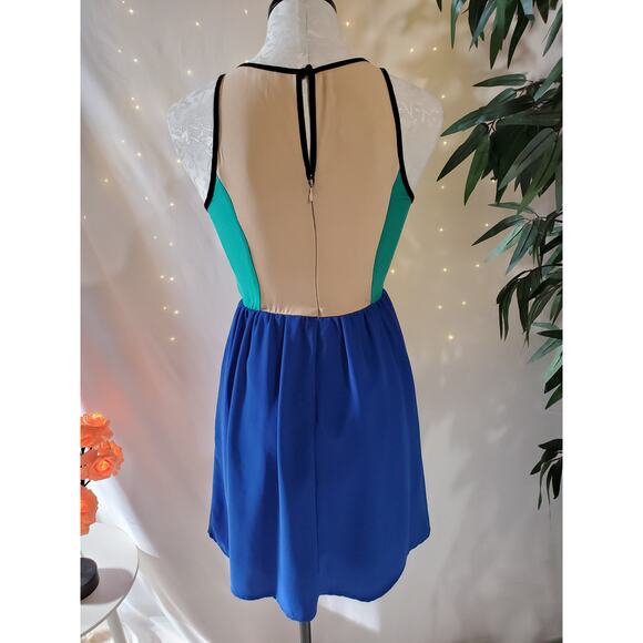 Gianni Bini Scalloped Lace Color Block Fit & Flare Mini Dress Women's Size XS - Picture 4 of 10